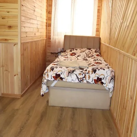 гостинний двір вишня 3* Bukowel