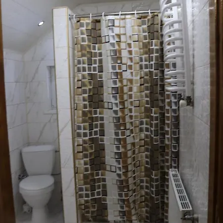 гостинний двір вишня Guest house Bukovel