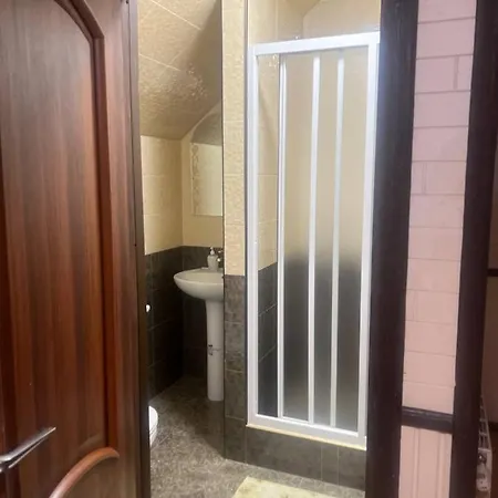 гостинний двір вишня 3*
