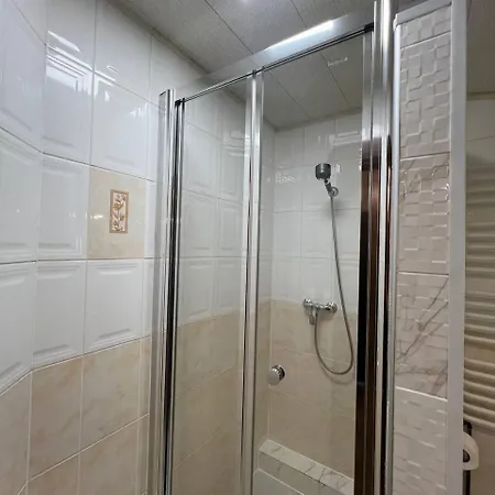 гостинний двір вишня Gasthof Bukowel