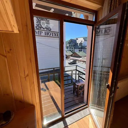 гостинний двір вишня 3* Bukowel