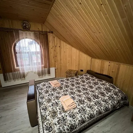 Guest house гостинний двір вишня