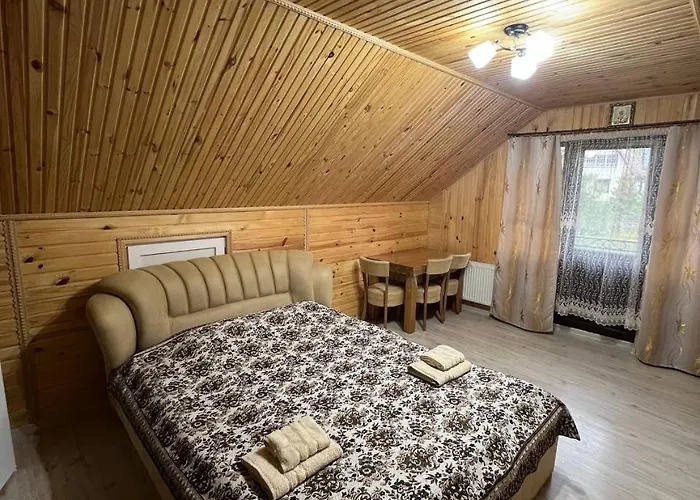 гостинний двір вишня 3* 布克维