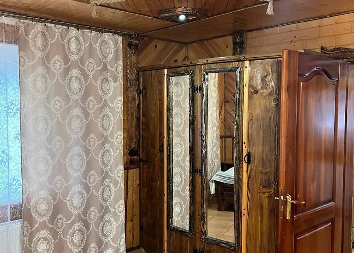 гостинний двір вишня 3*