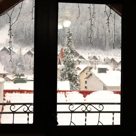 гостинний двір вишня Gasthof Bukowel