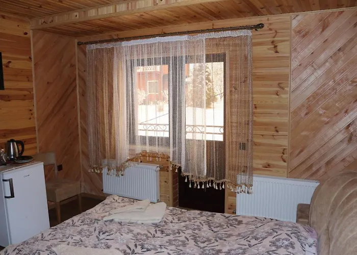 гостинний двір вишня Konukevi Bukovel